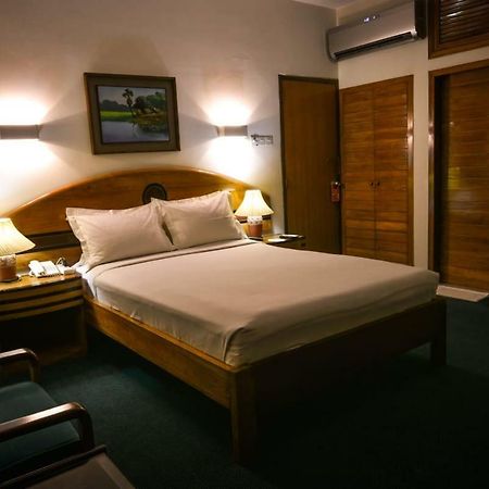 White House Hotel - City Center Dhaka Ngoại thất bức ảnh