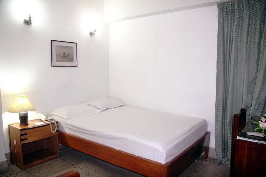 White House Hotel - City Center Dhaka Ngoại thất bức ảnh